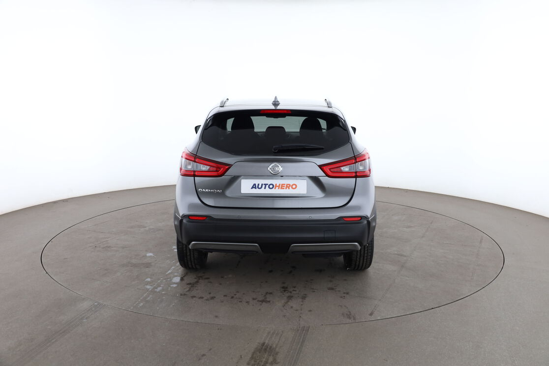 Nissan Qashqai 1.5 dCi N-Connecta — photo 4