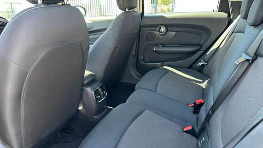 Mini Clubman 2.0 Cooper D 150 Steptronic8 - Business – 2018 – 146409 km – Diesel – Boîte Automatique — photo 47