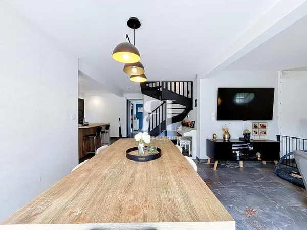 Maison 6 pièces 150 m²