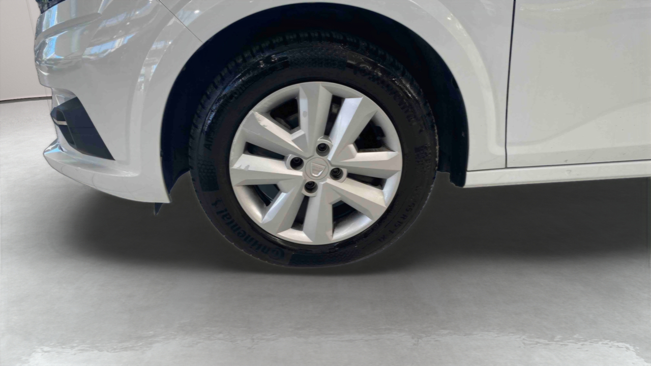 Dacia Sandero SCe 65 - 22 — photo 14