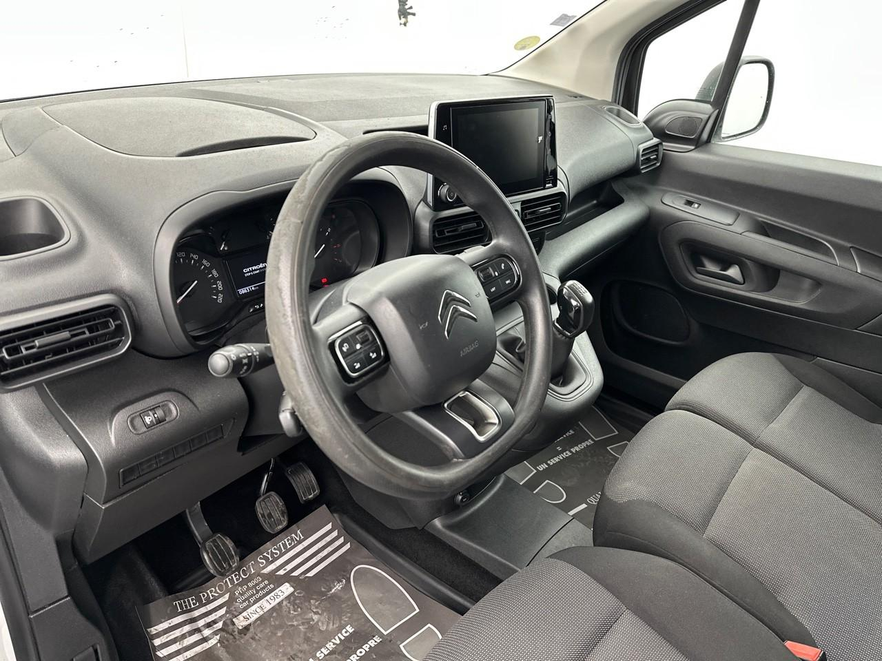 Citroën Berlingo van m 650 bluehdi 100 s&s bvm5 driver — photo 8