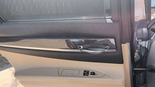 BMW Serie 7 4.4 i V8 465 ActiveHybrid BVA8 - Exclusive – 2011 – 94000 km – Hybride essence – Boîte Automatique — photo 2