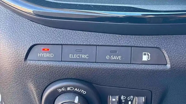 Jeep Compass 1.3 phev t4 190 ch 4xe eawd — photo 11