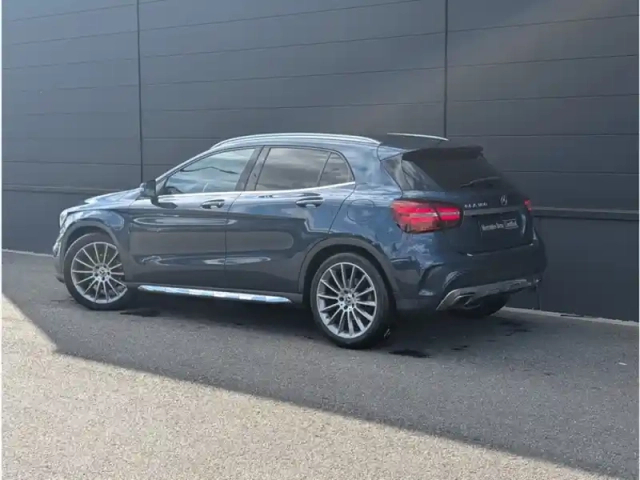 Mercedes Gla 180 — photo 3