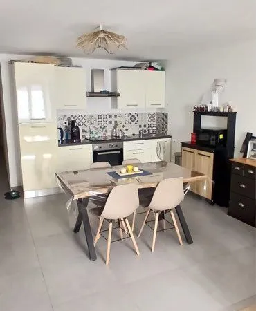 Appartement à louer Pulligny