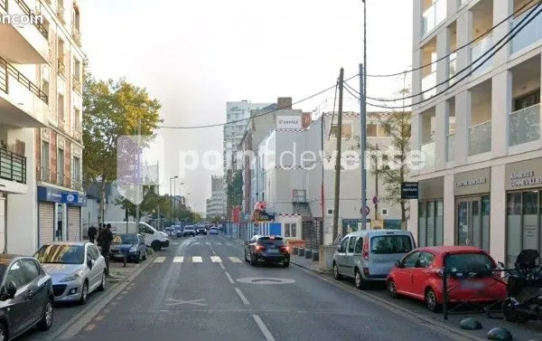 Local commercial 76 m²