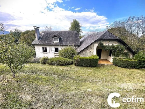 Maison 14 pièces 336 m²