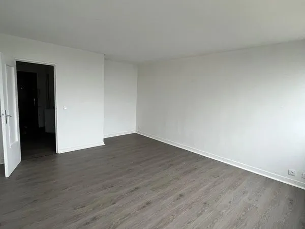 Studio à louer - 30 m² - Mons-en-Baroeul (Proximité métro Fort de Mons)