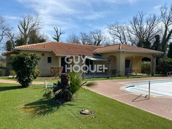 Maison 6 pièces 180 m²