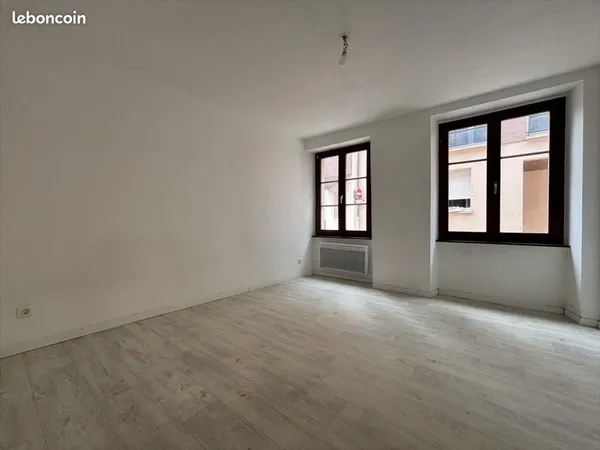 Studio 1 pièce 32 m²