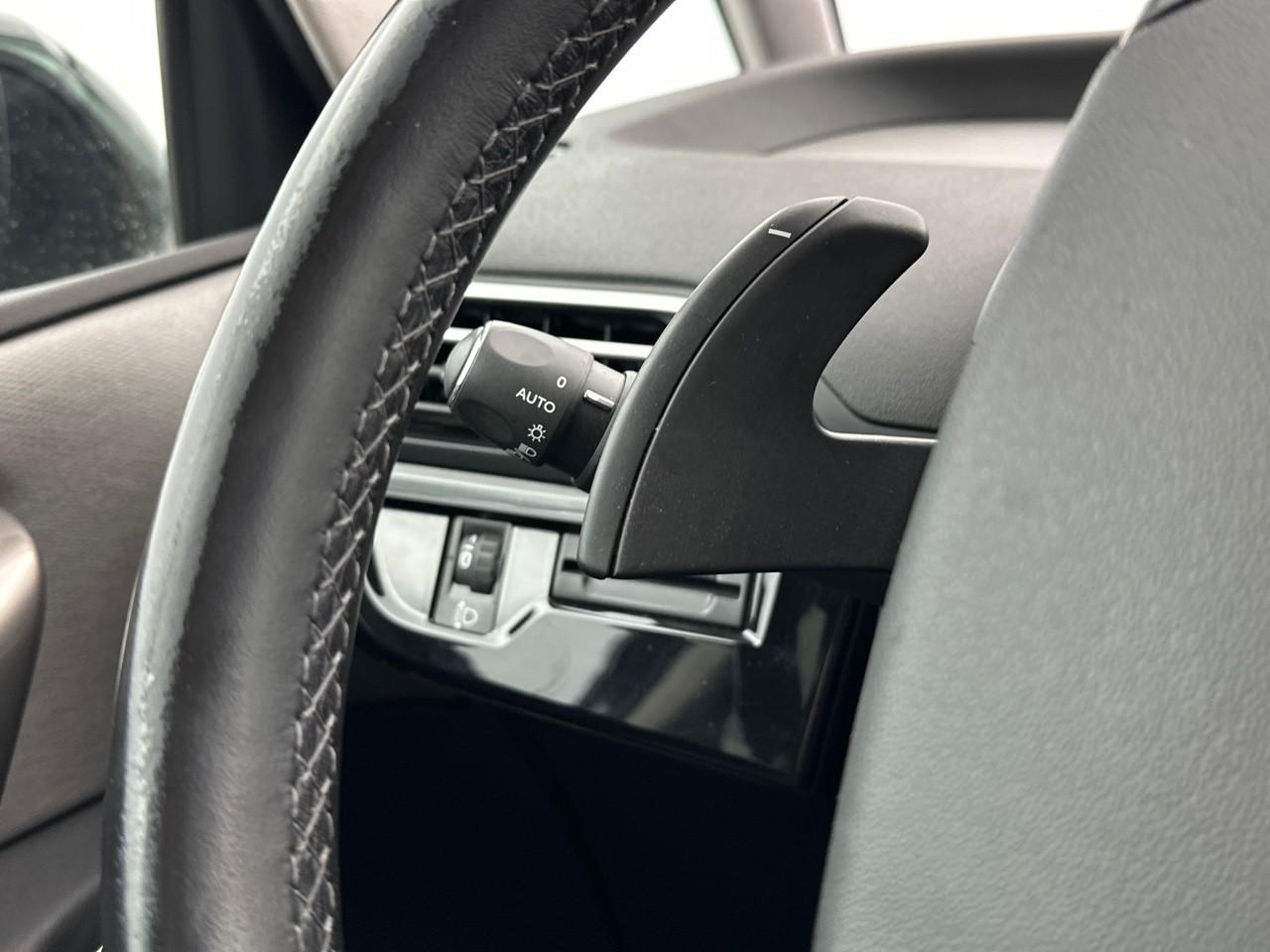 Citroën C4 grand c4 spacetourer puretech 130 s&s eat8 shine — photo 19