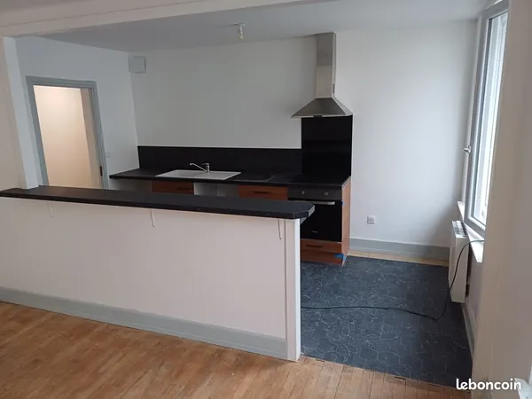 Appartement Location Saint-Amand-Montrond 4p 93m² 630€