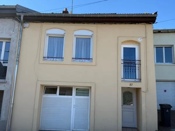 Maison de caractère 141 m² avec 3 chambres, terrasse et verger
