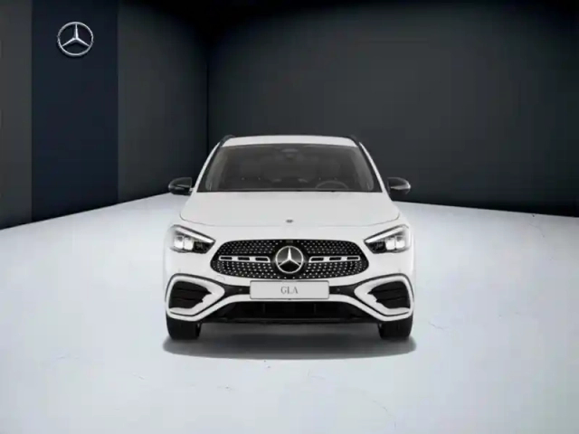 Mercedes Gla 180 d amg line — photo 8