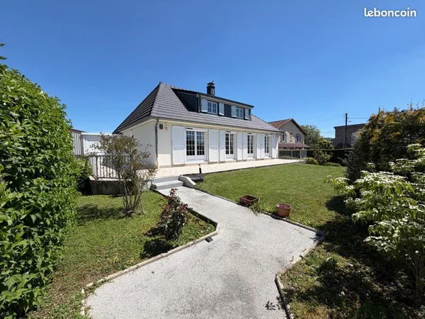 Maison individuelle 165 m2 habitable
