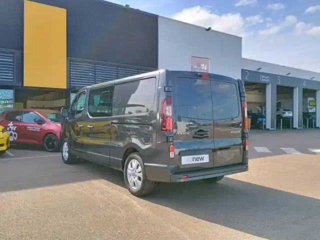 Renault Trafic ca l2h1 3t blue dci 170 auto — photo 50
