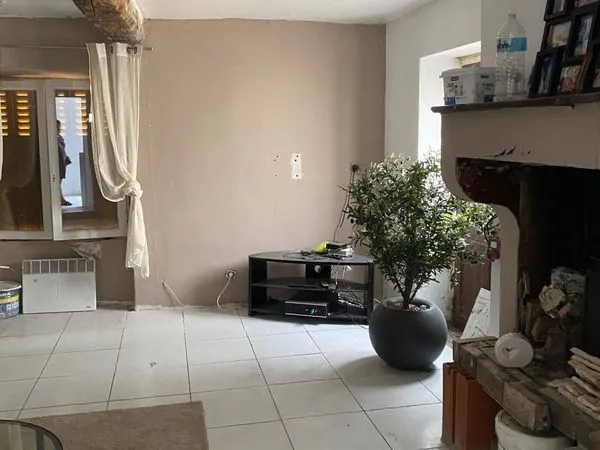 Maison 1 pièce 145 m²