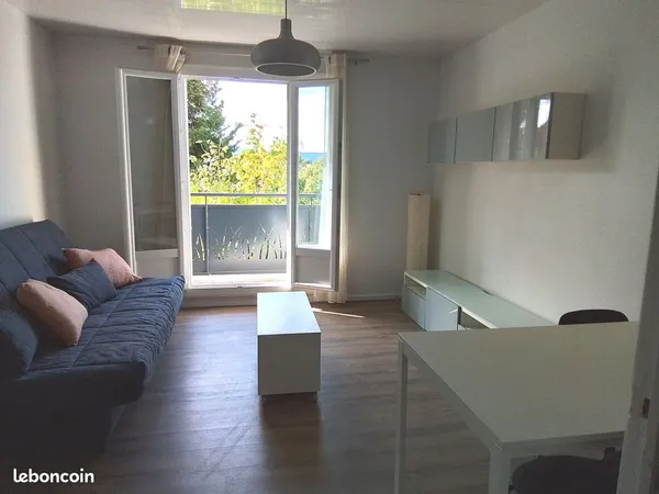 Appartement 29m2 rénové et lumineux proche quartiers étudiants