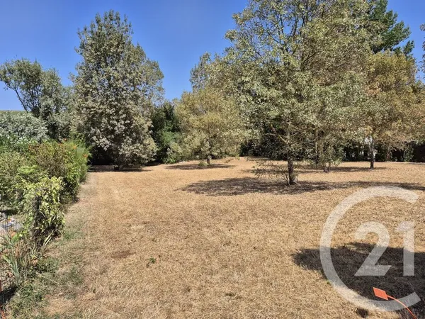 Terrain 1633 m²