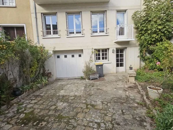 Maison à La Roche-Guyon
