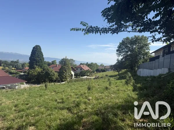 Terrain 770 m²
