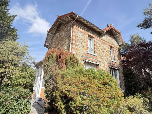 Maison 8 pièces 177 m²
