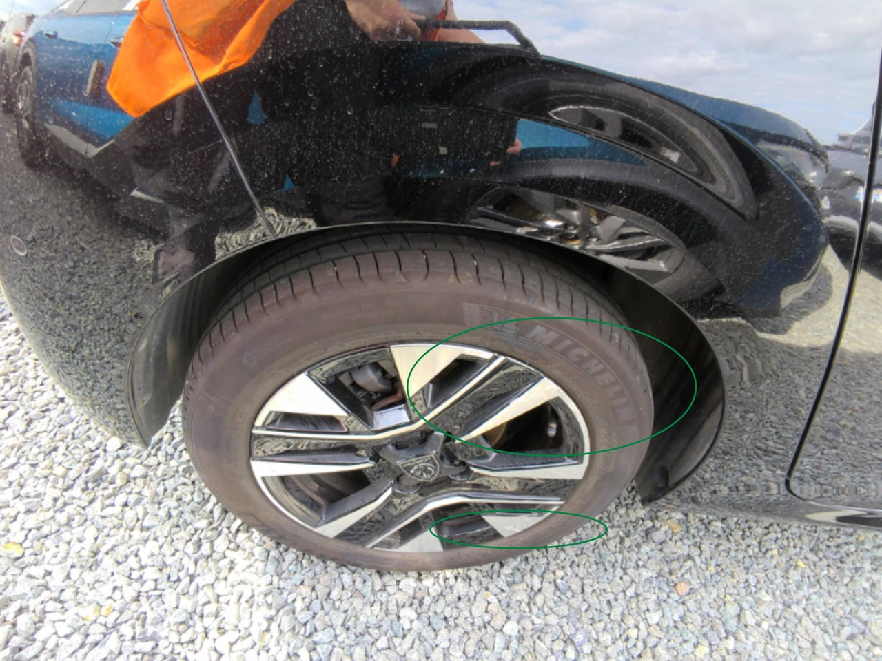 Peugeot 208 — photo 8