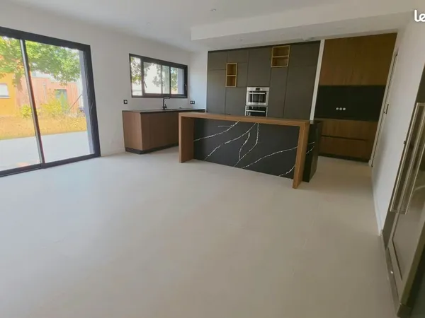 Maison 7 pièces 165 m²
