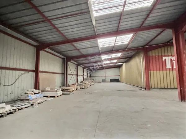 Entrepôt/local industriel 800 m² .Proche Zone Leclerc Betting