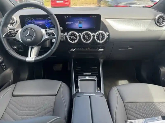 Mercedes Eqa 250+ edition — photo 8