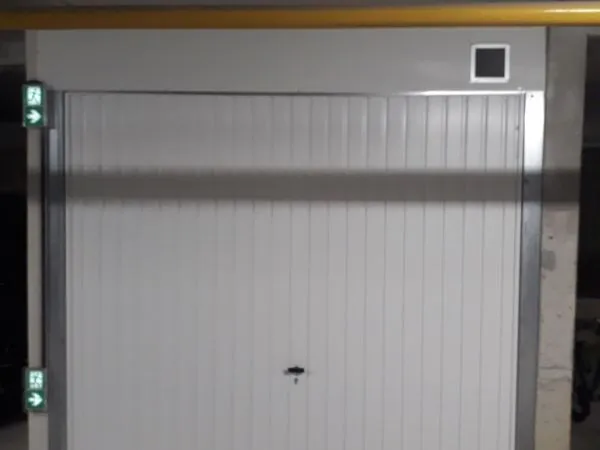 Garage box