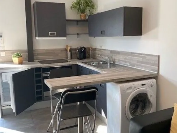 TRÈS BEAU T2 MEUBLÉ AVEC GRANDE TERRASSE ? MARIGNANE