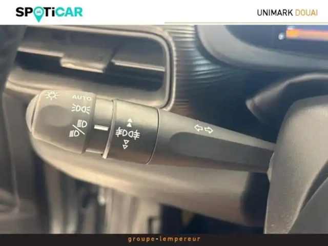 Jeep Avenger 1.2 turbo t3 100ch altitude — photo 15