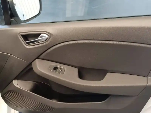 Renault Clio blue dci 100 ch gsr2 — photo 15