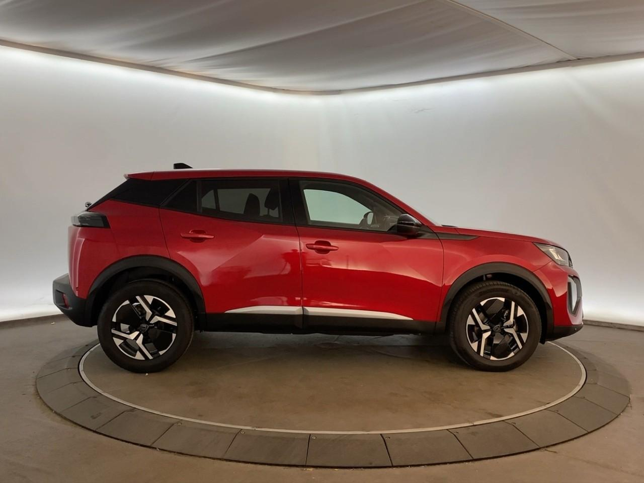 Peugeot 2008 hybrid 145 ch e-dcs6 allure — photo 4