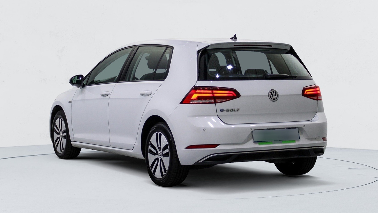 Volkswagen Golf 7 — photo 3