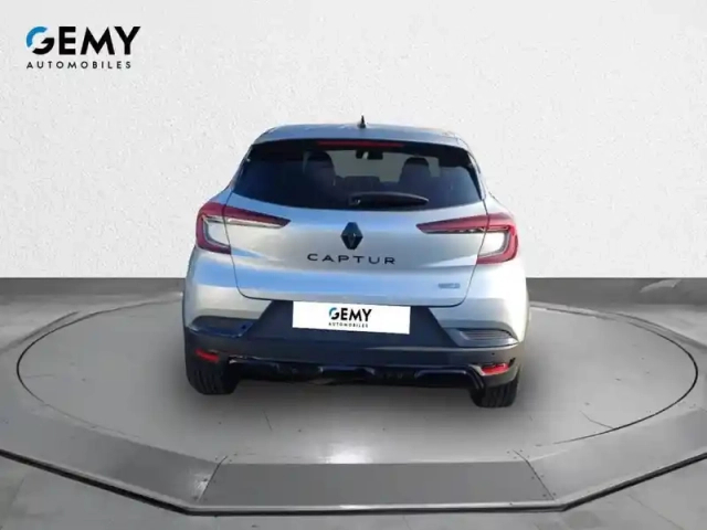 Renault Captur e-tech 145 — photo 5