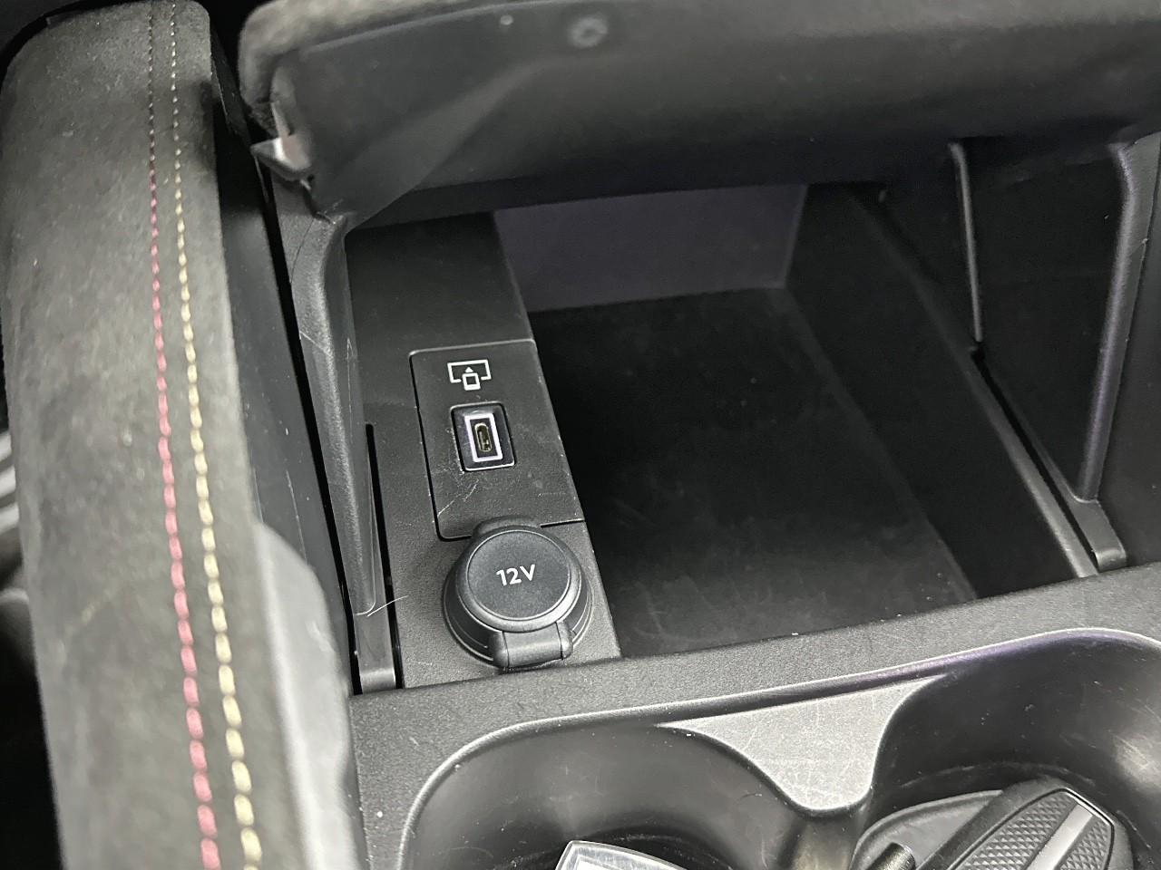 Ds Ds 4 puretech 130 eat8 performance line+ — photo 29