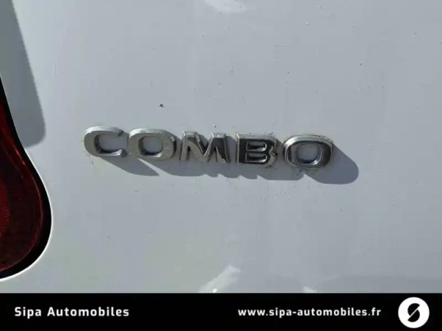 Opel Combo cargo m charge utile majoree diesel 100 ch manuelle — photo 30