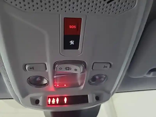 Peugeot 208 electrique 50 kwh 136ch — photo 94