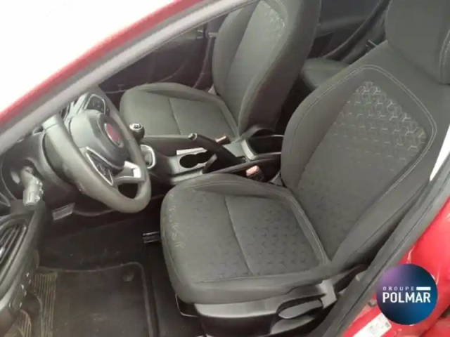Fiat Tipo cross 1.0 firefly turbo 100ch s/s pack — photo 11