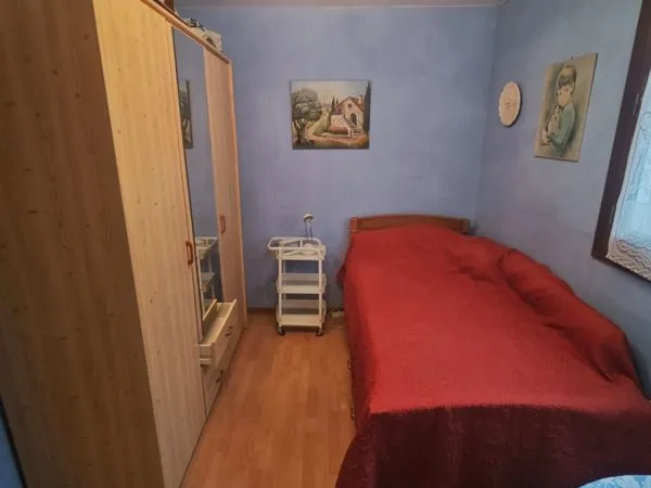 Chambre dans une maison