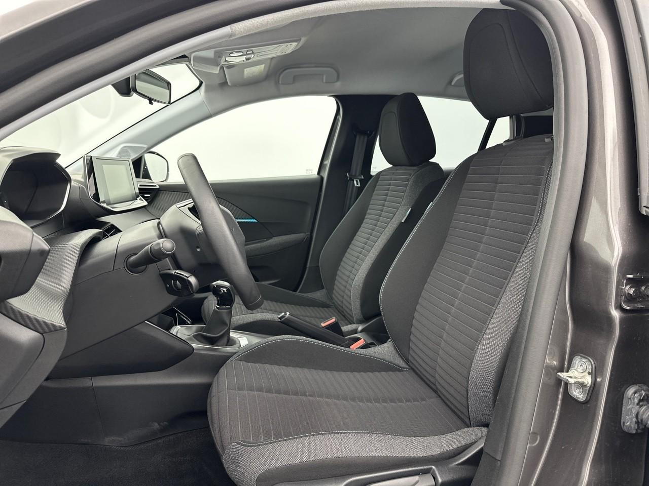 Peugeot 208 puretech 75 s&s bvm5 style — photo 9