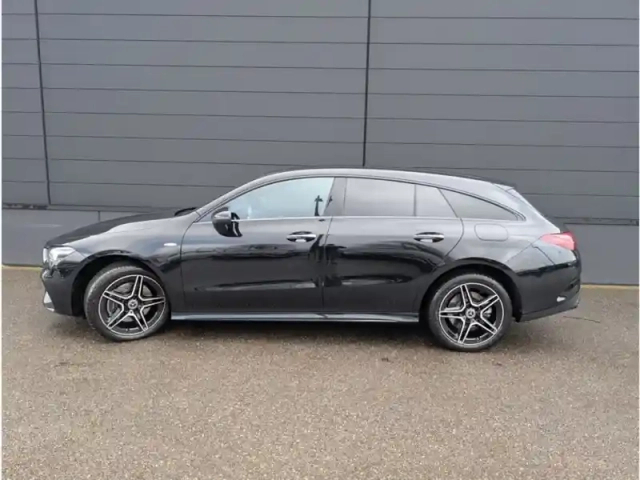 Mercedes Cla 250 e hybrid eq — photo 1