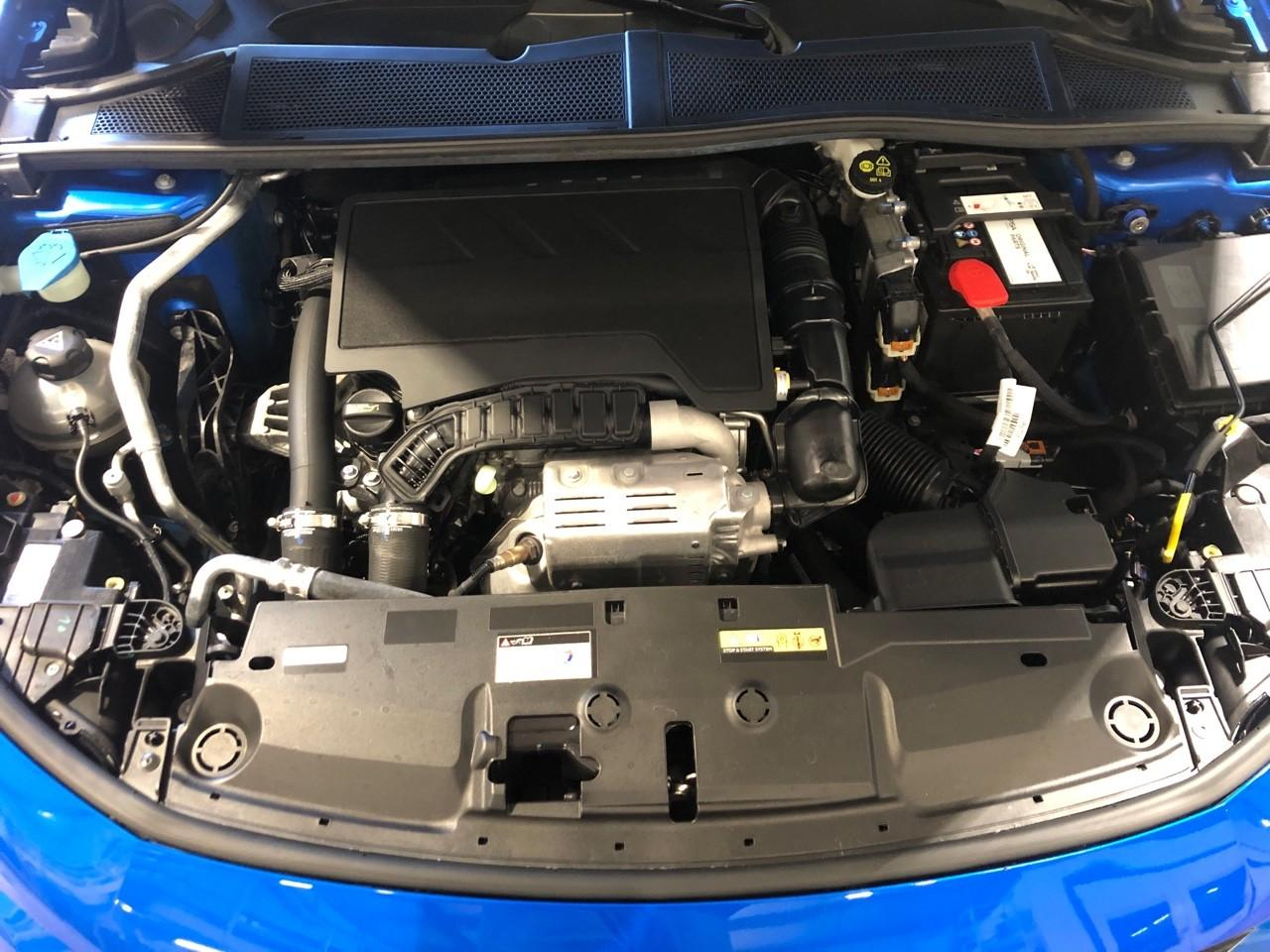 Peugeot 308 puretech 130ch s&s eat8 gt — photo 14