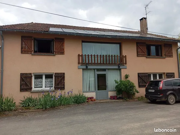 Grande maison Bort l'Etang