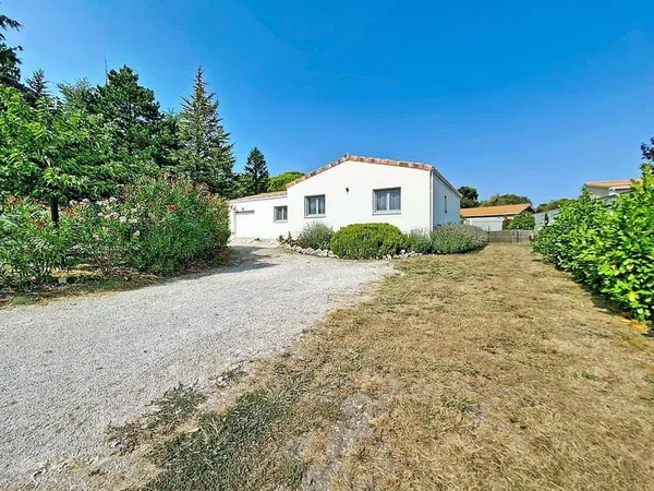 Maison de plain-pied 5 pièces 109 m²