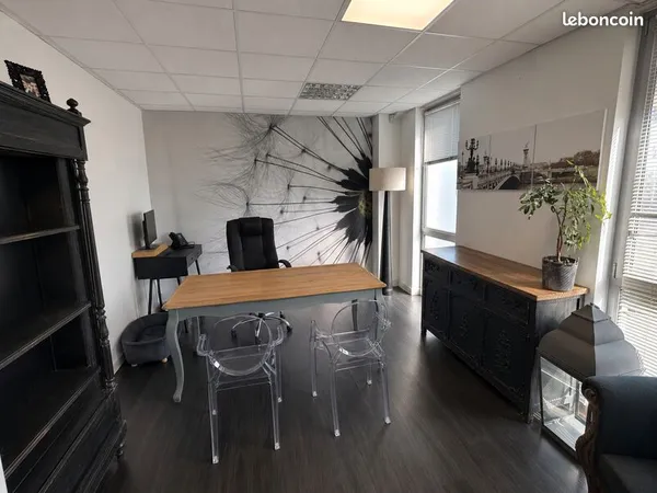 Bureaux 140 m²
