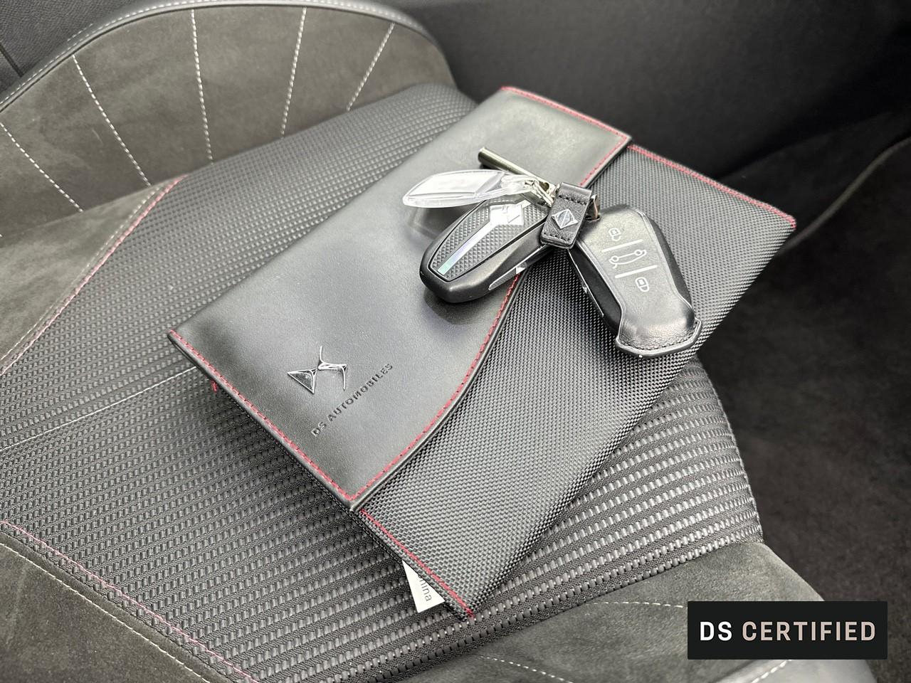 Ds Ds 4 hybride e-tense 225 eat8 performance line+ — photo 37