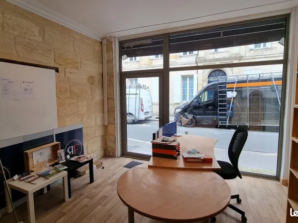 Bureau à louer - Libourne Bastide